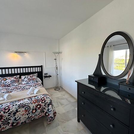 Luminoso Atico Duplex Con Vistas Al Mar Apartment Малага Екстериор снимка