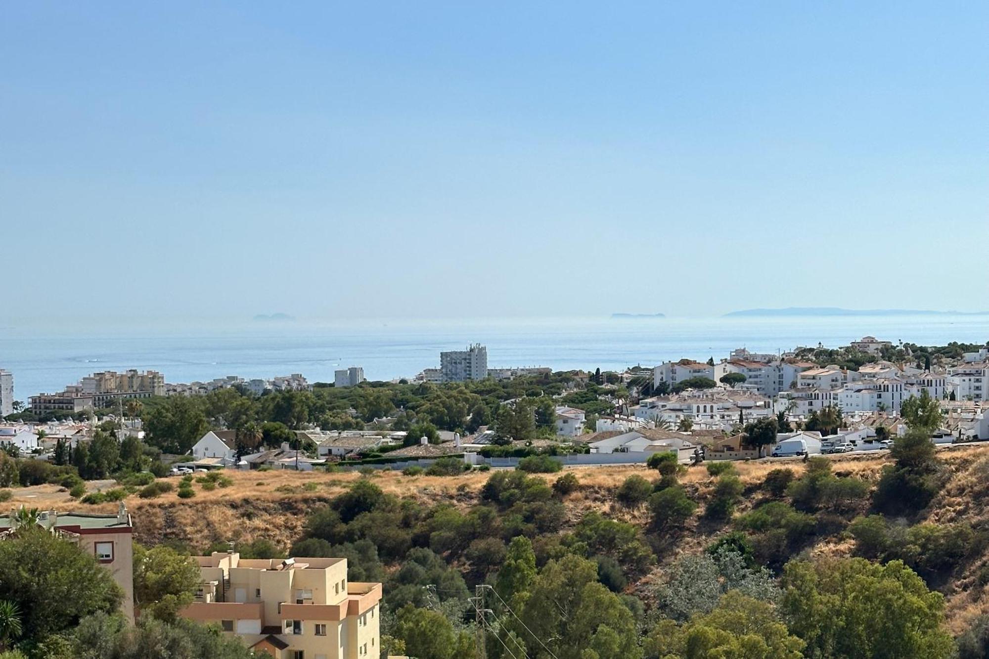 Luminoso Atico Duplex Con Vistas Al Mar Apartment Малага Екстериор снимка